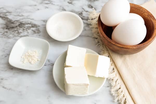 Keto Cloud Bread Recipe (Oopsie Bread) [Only 2 Ingredients]