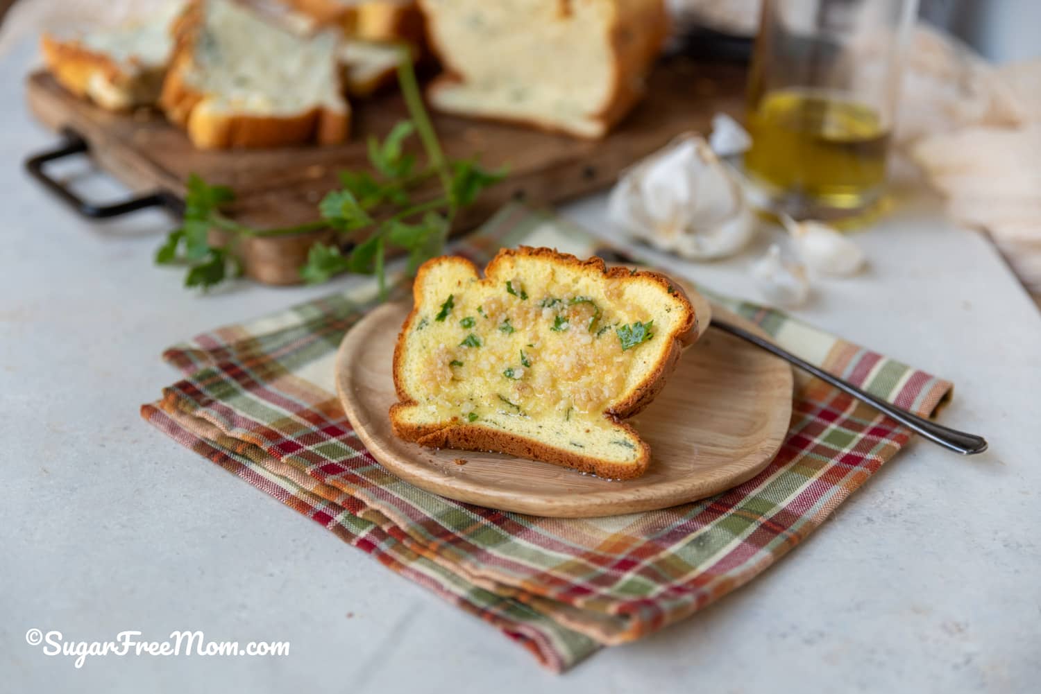 High Protein Keto Garlic Herb Cottage Cheese Bread