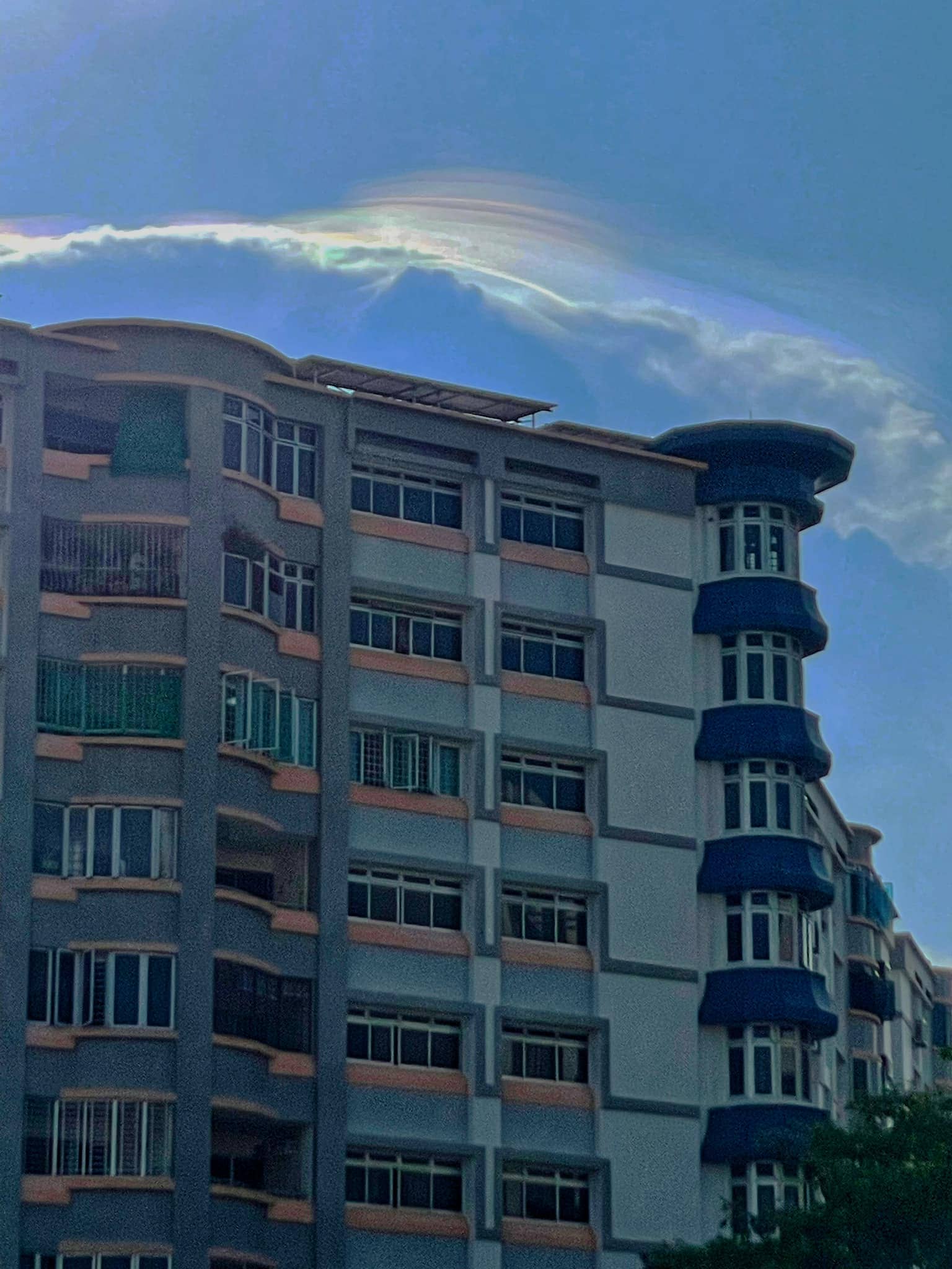 Phenomenal iridescent clouds spotted around S'pore on May 24