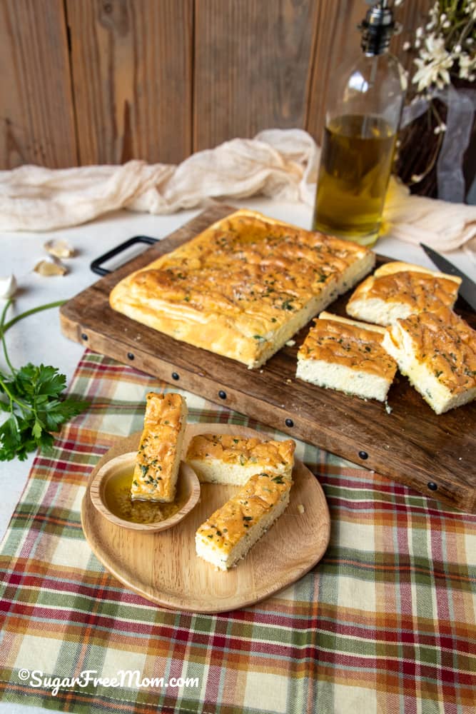High Protein Keto Garlic Herb Cottage Cheese Bread
