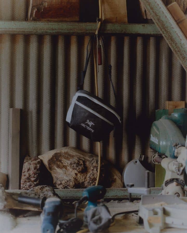 始祖鸟与BEAMS合作系列3.0来了，Beta、Atom依然在列，将于12月2日发售！_冲锋衣_什么值得买