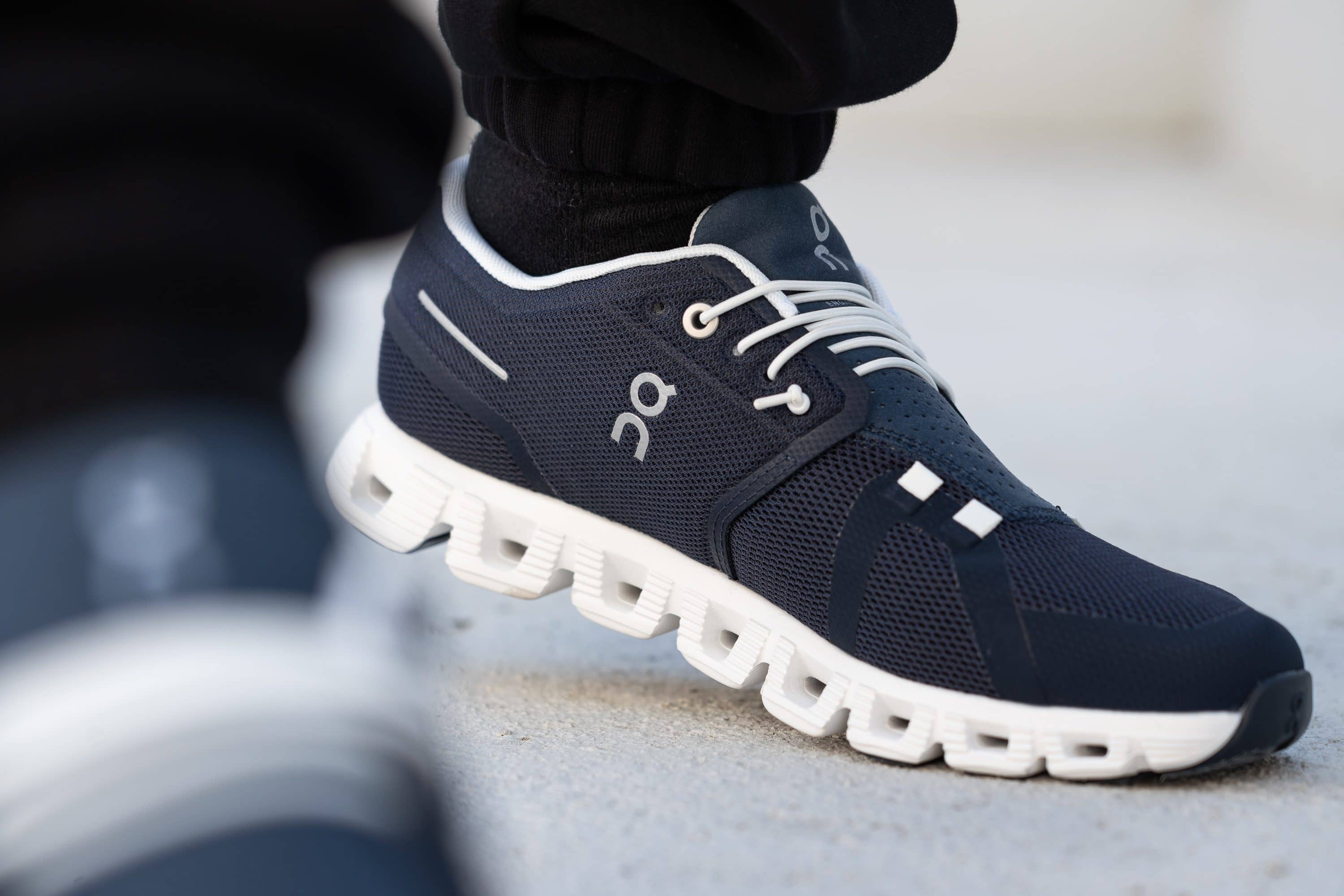 Cut in half: On Cloud 5 Review