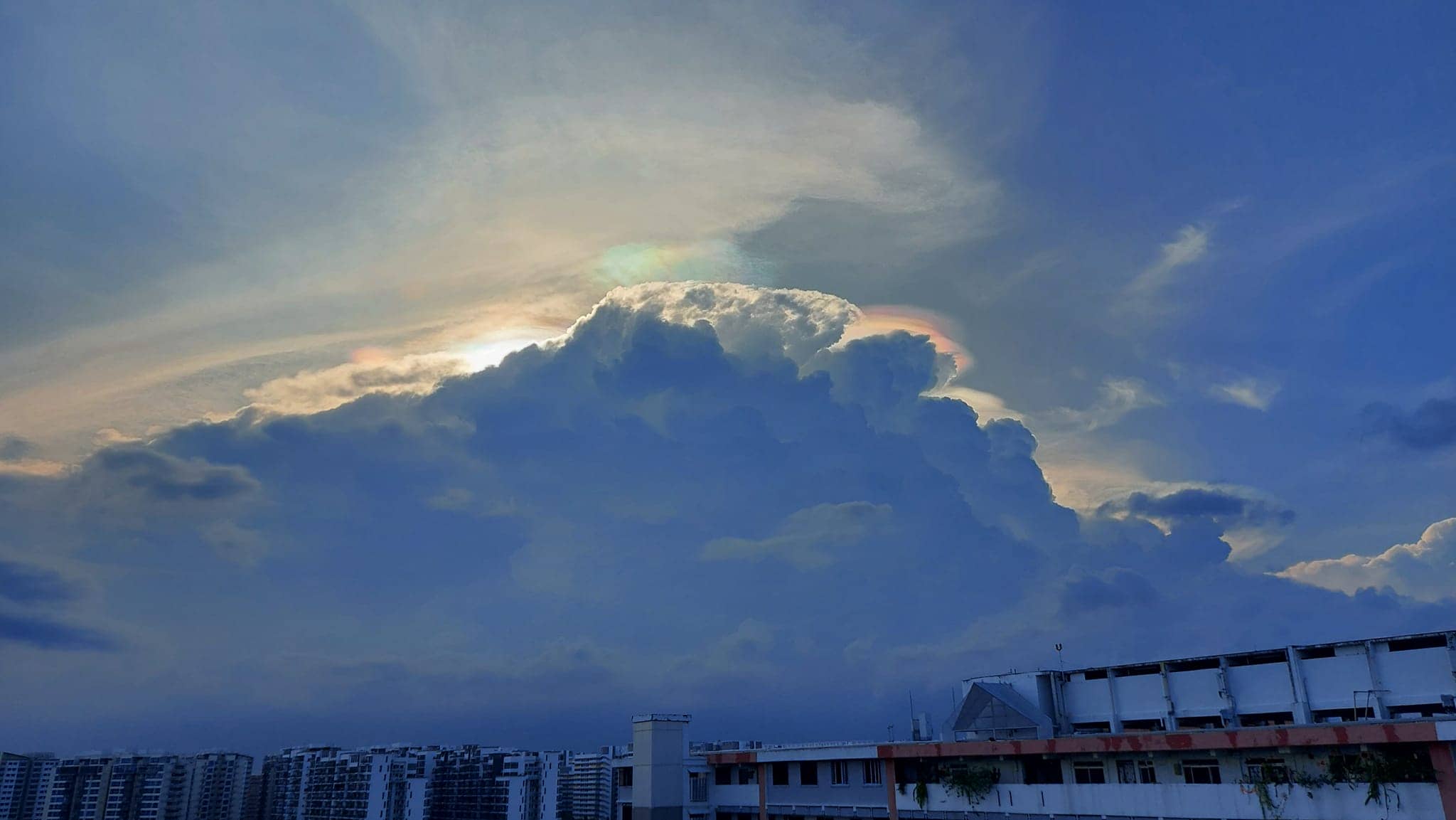 Phenomenal iridescent clouds spotted around S'pore on May 24