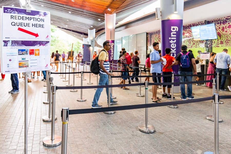 【新加坡濱海灣花園景點】天空樹、空中步道、花穹、霧林溫室怎麼玩（含門票與交通攻略）