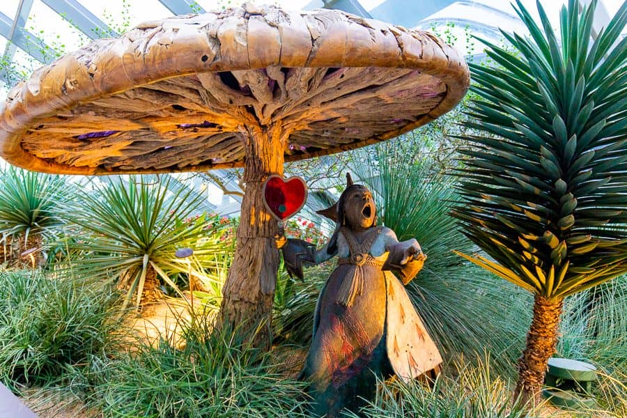 【新加坡濱海灣花園景點】天空樹、空中步道、花穹、霧林溫室怎麼玩（含門票與交通攻略）