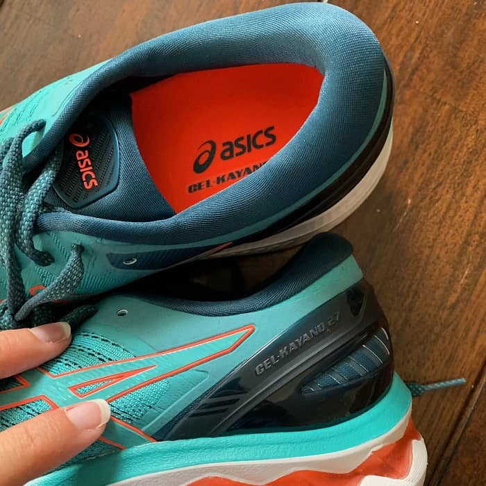 7 Best Walking Shoes in 2024 (For All Types of Walkers)