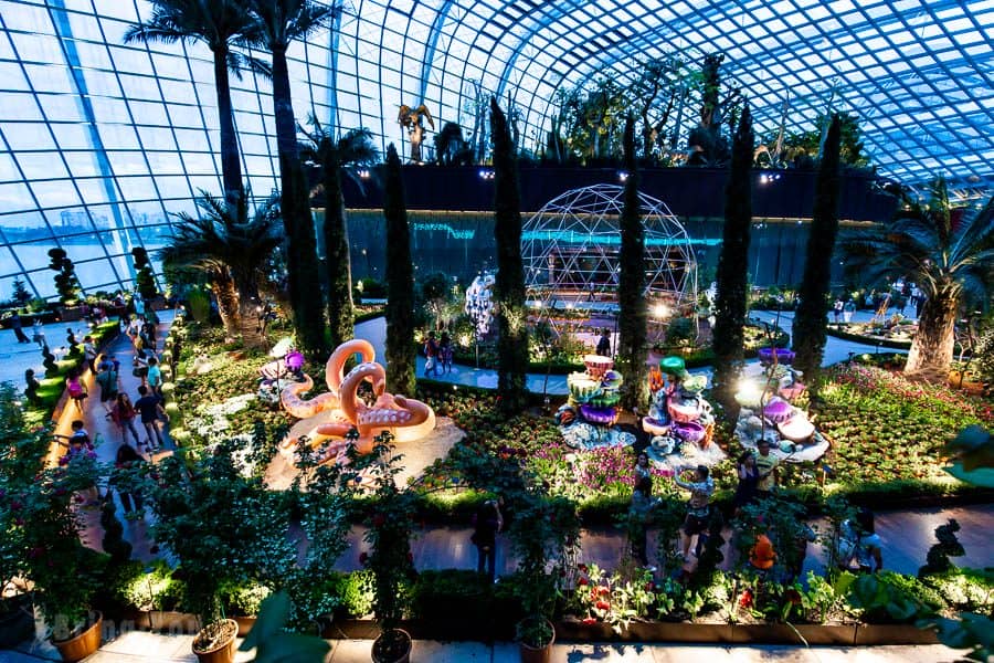 【新加坡濱海灣花園景點】天空樹、空中步道、花穹、霧林溫室怎麼玩（含門票與交通攻略）