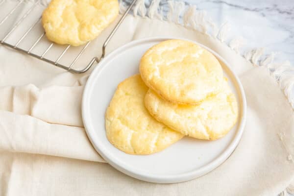 Keto Cloud Bread Recipe (Oopsie Bread) [Only 2 Ingredients]