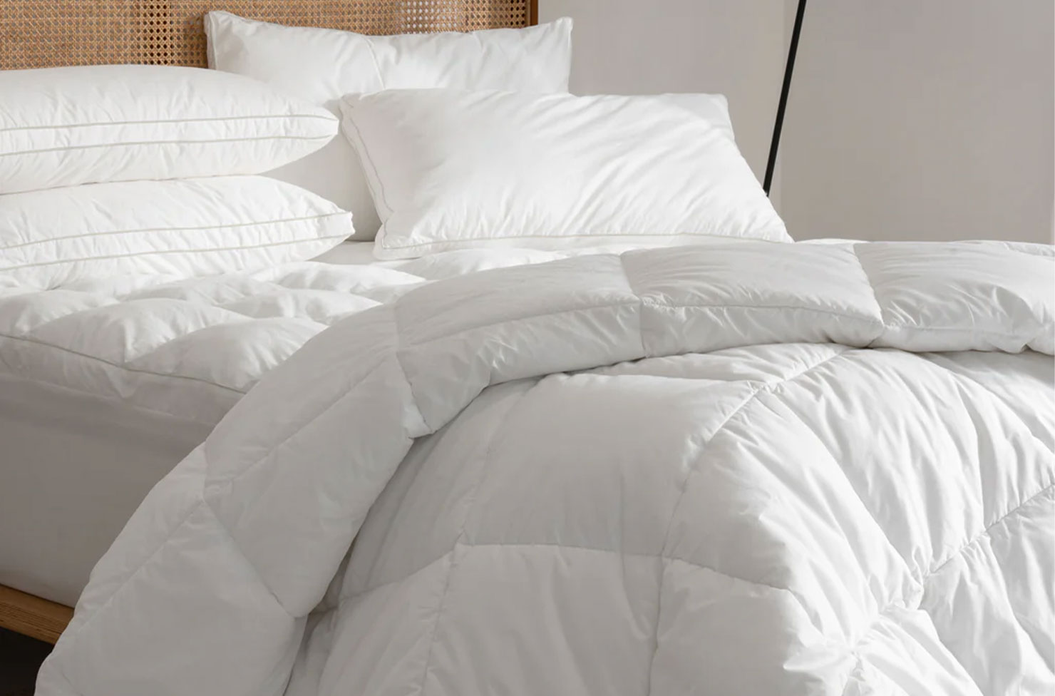 The Best Doonas For Replicating A Hotel-Worthy Bed At Home